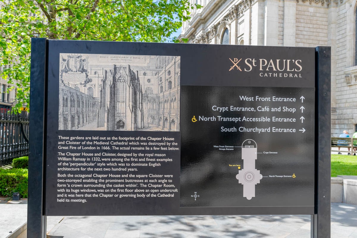 accès à la Cathédrale Saint Paul à Londres
