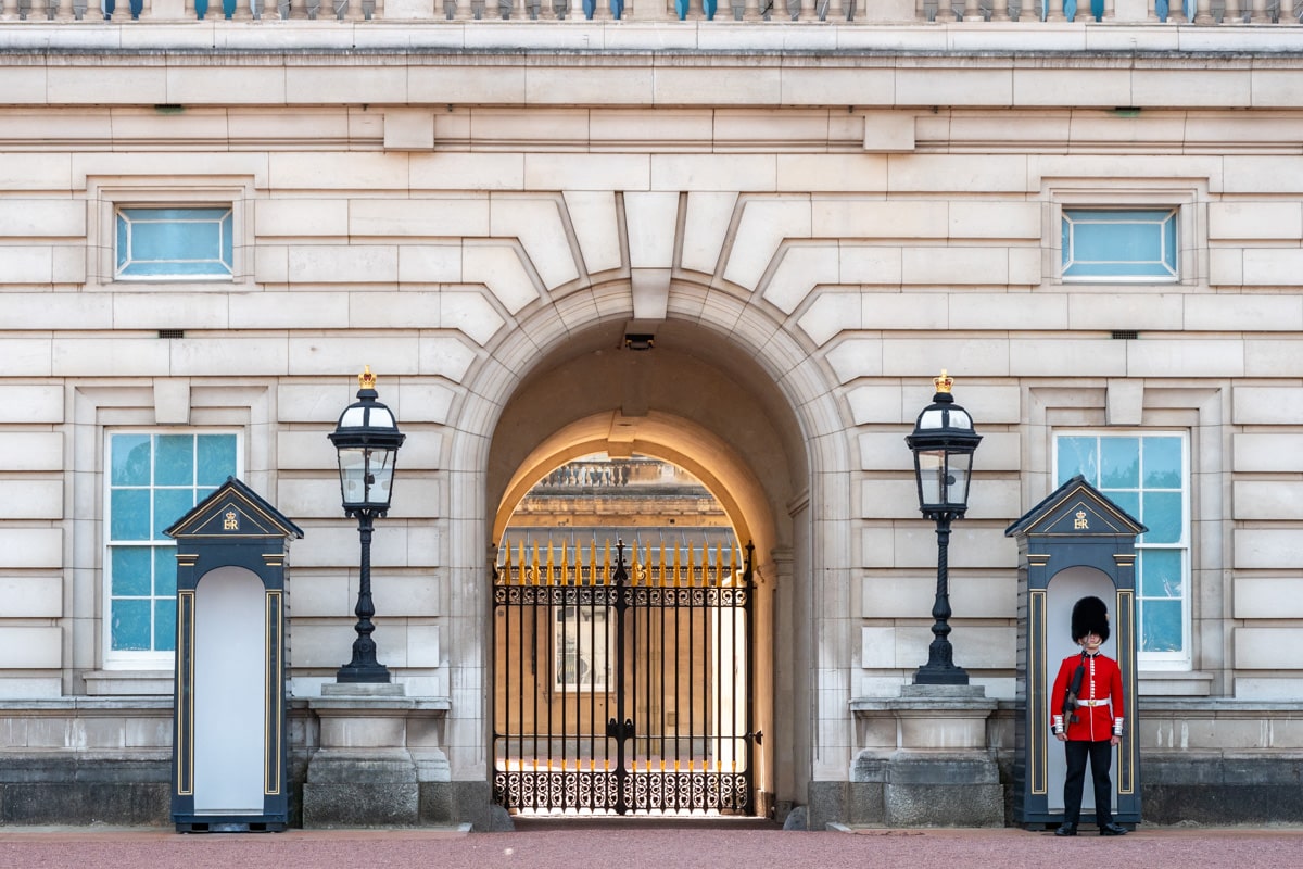 Garde à Buckingham Palace